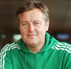 Raes events deliver expert content, insight and networking across the breadth of technical, engineering and business subjects affecting aerospace professionals. Sportjournalist Frank Raes Ik Stond Daar Tussen Die Echte Dokwerkers Jobat Be