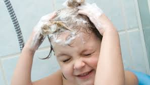 Comment Debarrasser Votre Enfant Des Poux Aller Bebe