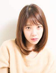 ３０代４０代必須 気になる小じわ隠せる前髪 mt １７７ ヘアカタログ 髪型 ヘアスタイル afloat アフロート 表参道 銀座 名古屋の美容室 美容院 ヘアスタイリング 髪型 ロングのレイヤー入りヘア