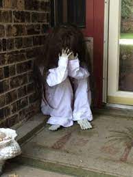 33 Best Scary Halloween Decorations Ideas Pictures Cheap Halloween Decorations Outdoor Halloween Scary Halloween Decorations