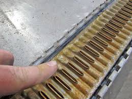I come across this tool, a radiator fins comb which suppose can straigthen i not sure how effective it is for our mini radiator, anyone have experience on this? Know How Notes Common Radiator Failures Napa Know How Blog