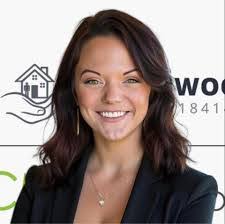 Alissa Lutz's Instagram, Twitter & Facebook