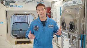 Thomas pesquet voit le jour à rouen le 27 février 1978. Esa Astronaut Recruitments Tips With Esa Astronaut Thomas Pesquet