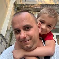 Does anyone know where you can buy acro props or the bulgarian equivalent  in vt? Thanks