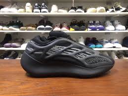 Yeezy 700 v3 dark glow. Yeezy 700 V3 Black Glow In The Dark Atomussekkai Blogspot Com