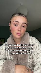 Callum THAT GIRL LOVES YOU!! Wise up!!!