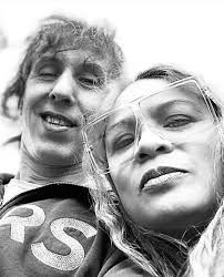 VOCALIST NEEDED FOR DUAL FRONTED BAND 80's/90's + MALE/FEMALE... N.Bergen  County, N.J.