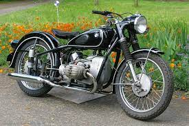 1953 Bmw R67 Bmw Motorcycle Vintage Bmw Motorcycles Bmw Vintage