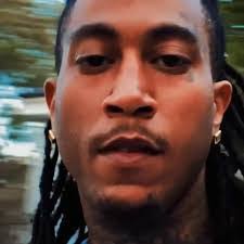 Devon Jones's Instagram, Twitter & Facebook