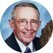 Bernadette Gonthier's Instagram, Twitter & Facebook