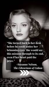 One last beach weekend before autumn arrives…. #beach #beachvibes  #weekendrecap #weekendvibes #authorlife #writinglife #suzannenelsonbooks  #travel #travelvibes #beauty #nature #getaway #nature #waves #clintonct  #longislandsound #sunrise #beachlife