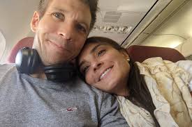 Sarah Jessica Parker delivers first twin photo