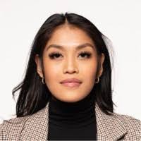 Hailey Broadbent's Instagram, Twitter & Facebook