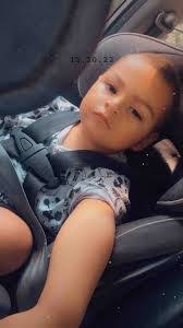 Oswaldo Rosales's Instagram, Twitter & Facebook