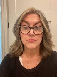 Ruthie Owen's Instagram, Twitter & Facebook