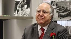 A partir do ano de 2012 o campeonato carioca foi dividido em 2 turnos, anteriormente, eram 6 etapas (copa lagos, copa capital, copa serrana, copa baixada, copa interior e copa da federação). Vasco Lourenco Sauda Constituicao Tabua De Salvacao Da Democracia E Estado De Direito