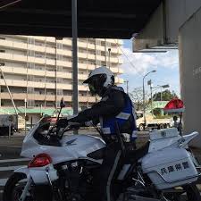 shuji zack f さんはinstagramを利用しています 兵庫県警 白バイ motorcycle police honda cb1300sb likeaghost instagram policeman moped