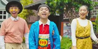 Lirik lagu dan video klip. Marak Hoaks Dan Bully Ini Pesan Moral Di Balik Lagu Jaga Perasaan Betrand Peto Merdeka Com