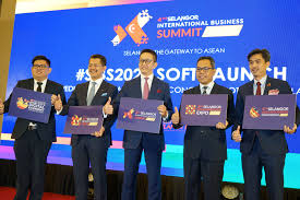 A platform for local and foreign smes to showcase latest products & services Press Conference In Conjunction With Pocket Talk Programme Selangor Food Beverages Industry 2020 Betty S Journey