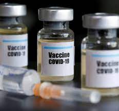 Injeção vacina dose coronavírus covid. Associacao De Artigos Medicos Alerta Para Risco De Faltar Seringa Para Vacina Da Covid No Brasil Saude Estadao