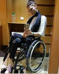See It Believe It Do It Watch Thousands Of Spinal Cord Injury Videos At Spinalpedia Com Wheelchair Fashion Wheelchair Women Women