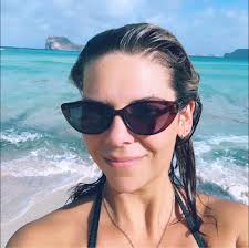 Is a Canadian driver's license enough for Greece?