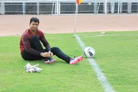 ISL: Seniors Nandy, Climax, Dias netted by franchises