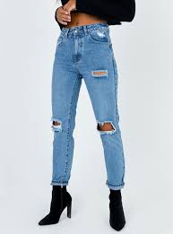 Hayden Knee Rip Jeans Mid Wash Denim In 2020 Ripped Knee Jeans Denim Wash Princess Polly