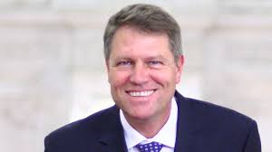 Intrebarile de la referendum sunt o palma de sfidare data tuturor romanilor! Video Iohannis A Uitat IntrebÄrile De La Referendum SituaÈie ComicÄ In Timpul Unei DeclaraÈii De PresÄ Gazeta RomaneascÄ Italia