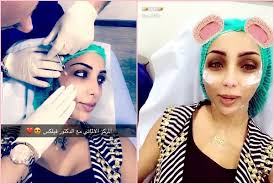 وعلى الرغم من حالة الجدل التي تحدثها الفنانة المغربية بتغير ملامحها، إلا أن دنيا بطمة كانت قد أنكرت النجمة المغربية أنها خضعت لأي عملية تجميل من قبل إلا أن الجمهور قد لاحظ التغير الكبير في ملامحها أكثر من مرة هو شكك في. Ø¯ÙÙØ§ Ø¨Ø·ÙØ© ØªÙÙØ® ÙØ¬ÙÙØ§ ÙØ´ÙØªÙÙØ§ ÙØ§ÙØ¬ÙÙÙØ± ÙÙØ§Ø¬ÙÙØ§ ÙÙÙ Ø±Ø¯Øª Ø´Ø§ÙØ¯ÙØ§ ÙØ¨Ù Ø§ÙØªØ¬ÙÙÙ ÙØ¨Ø¹Ø¯Ù