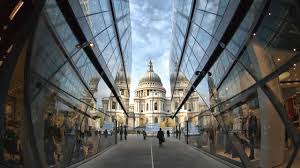 I dont want to go n visit big ben or im intrested in churches and muesems,plus some places which r close to nature,somethn like stone you're near to the law courts then. Top 10 Reasons To Visit London Visitlondon Com
