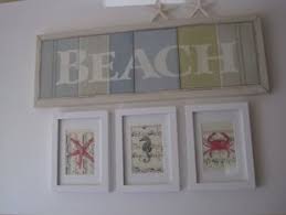 From beach decor signs to scenic beach pictures and more. 16 Diy Beach Inspired Wall Art Ideas Shelterness