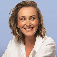 BREAKING: Adore Beauty CEO Resigns⁠ ⁠ Adore Beauty's CEO, Tennealle  O'Shannessy, is stepping down from her role. She joined the company in  August 2020, shortly before the retailer filed for its IPO