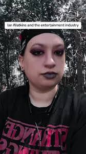 Andrea Leyba's Instagram, Twitter & Facebook