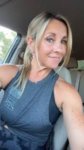 Single 52 years young 🌹