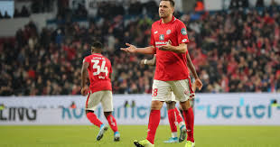 Fsv mainz 05 in germany 1. Sport Fizetesi Vita Miatt Tavozik A Mainztol Szalai Adam Index