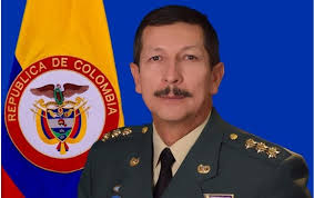 Las tareas de reclutamiento del ejército nacional de colombia se gestionan en la jefatura de reclutamiento, cuya misión en cuanto a reclutamiento y convocatorias de las reservas potenciales se refiere, es la de satisfacer las necesidades y expectativas de todos los colombianos y así puedan. Estos Son Los Nuevos Comandantes De La Cupula Militar