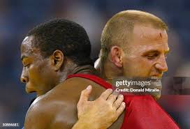 20 Photos & High Res Pictures