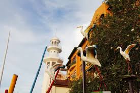 Set in the secluded corner of the famous pantai cenang in langkawi island, awana porto malai is a mediterranean inspired resort boasting beautiful, unobstructed ocean views. Awana Porto Malai Langkawi Mapio Net