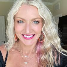 Lucy Clevenger's Instagram, Twitter & Facebook