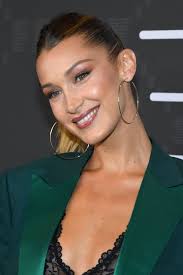 Jenna Fisher Earrings 2025