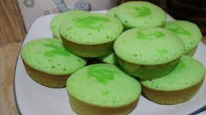 Resep bolu pandan mini panggang teflon cuma 2 telur hasilnya lembut bahan : Cara Mudah Membuat Bolu Bakar Pandan Super Lembut Youtube