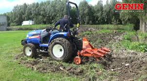 Herse de carrière équestre pour micro tracteur de fabrication simple et très robuste, notre gamme de le gérant est en train de fabriquer un système de herse pour mieux. Materiel De Jardinage Achat Location Et Occasion Genin Pierre