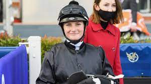 Is jockey jamie kah married to her husband? Rqcbs1cng1ywtm
