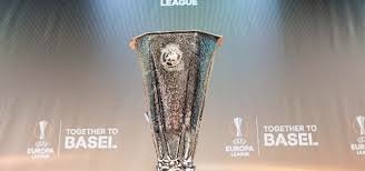 Een totaal van 32 teams worden verdeeld over 8 groepen van elk 4 teams, met de regel dat teams uit hetzelfde land . Ml9tykjifbjpzm