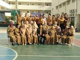 Smk letris indonesia 1 (letris) adalah sekolah menengah kejuruan swasta yang berada di kecamatan ciputat, tangerang selatan.sekolah ini terdiri dari dua bagian yaitu smk letris dan smk kesehatan letris. Smk Kesehatan Letris Indonesia 2 Beranda Facebook