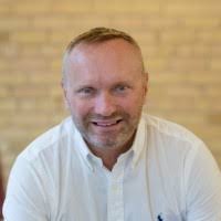 100+ "Drew Pitt" profiles