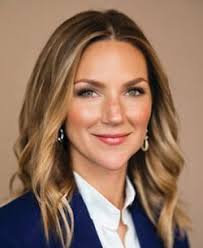 Star Rating and Reviews for Ashton Ellis