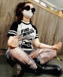 Livsstil outfit of the day. Emp Sverige Find Your Inner Minion Facebook