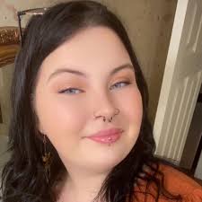 Can you buy merch before the concert starts?